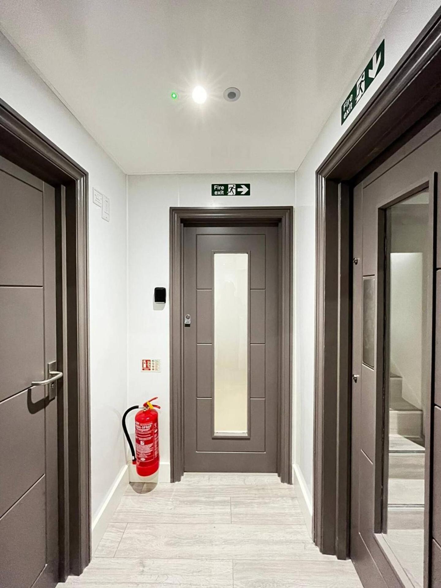 Apt 03 Beachside Beauty Central Studio Steps From Cafes Hove Esterno foto