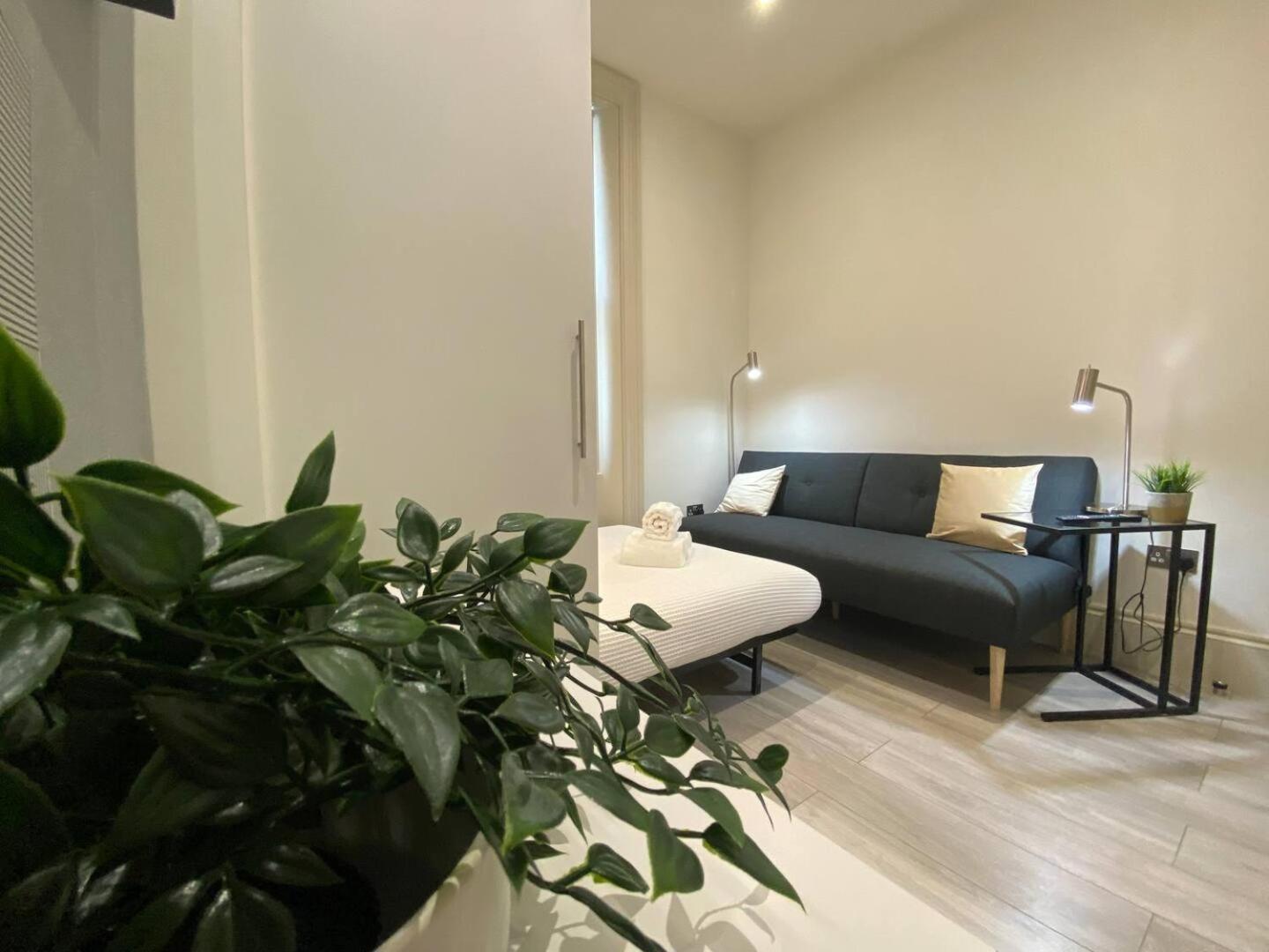 Apt 03 Beachside Beauty Central Studio Steps From Cafes Hove Esterno foto